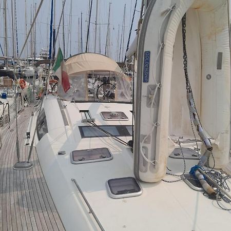 Private Room On Sailing Yacht 'Victoire' Marzamemi Dış mekan fotoğraf
